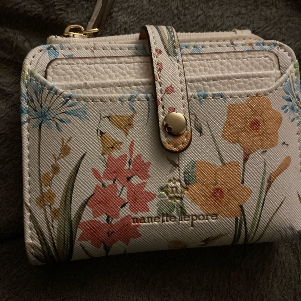 Nanette Lepore wallet
